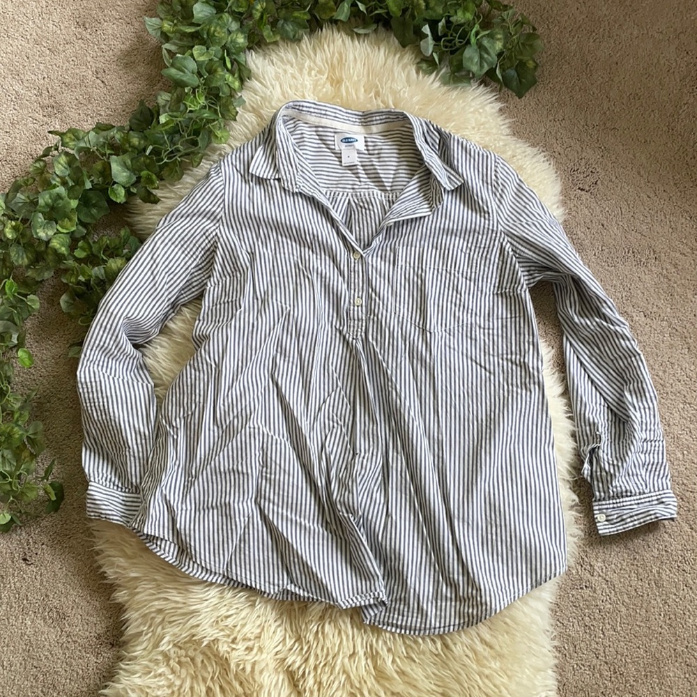 Maternity striped blouse